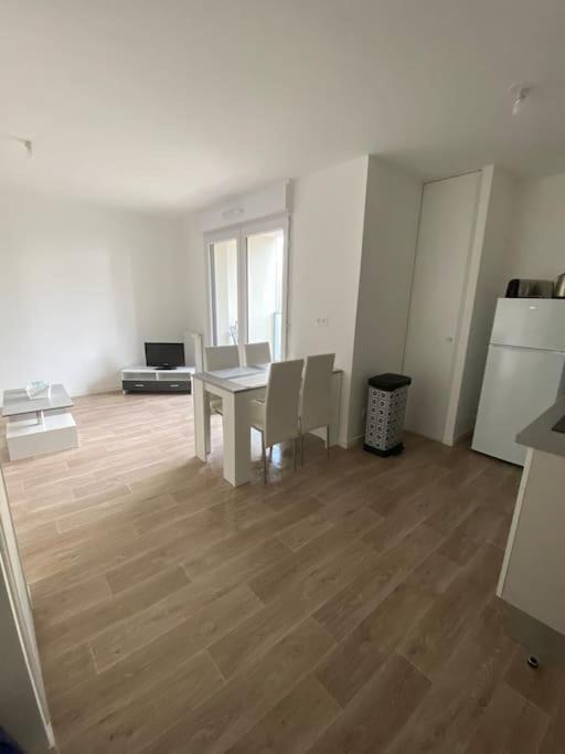 Appartement Aux Portes De Vannes Séné Buitenkant foto